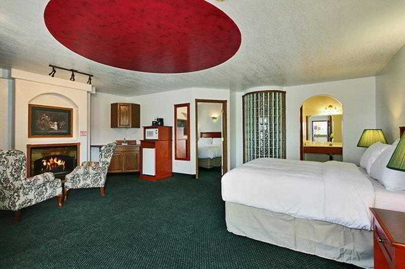 White Wolf Inn Hinton Rom bilde
